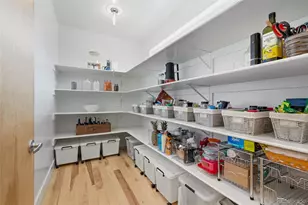 2379 Ivanhoe St, Denver, CO 80207 - Photo 16