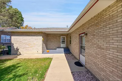 11 Sunset Court, Hudson, CO 80642 - Photo 2