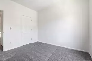 1435 S Chambers Rd, Aurora, CO 80017 - Photo 30