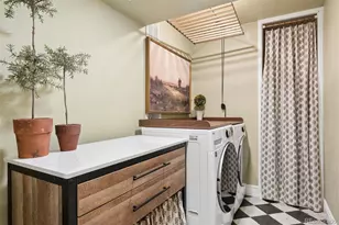 576 N Franklin St, Denver, CO 80218 - Photo 24
