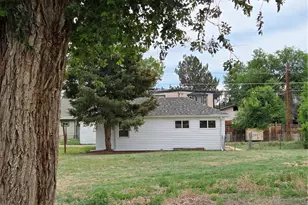 256 S 2nd Ave, Brighton, CO 80601 - Photo 4