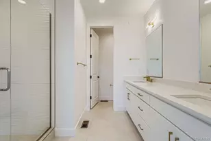 10922 E Hinsdale Cir, Centennial, CO 80112 - Photo 4