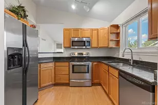 2959 S Zeno Ct, Aurora, CO 80013 - Photo 6