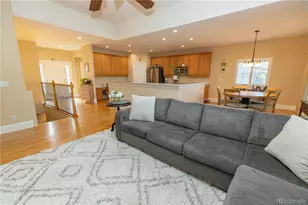 4056 S Liverpool Way, Aurora, CO 80013 - Photo 8