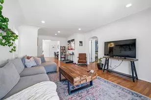 1055 S Garfield St, Denver, CO 80209 - Photo 16