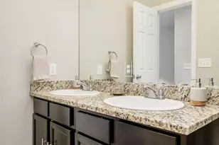 2210 S Humboldt St, Denver, CO 80210 - Photo 22