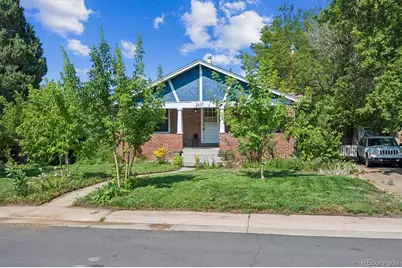 2637 N Garfield Street, Denver, CO 80205 - Photo 2