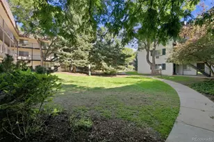5770 E Warren Ave, Denver, CO 80222 - Photo 18