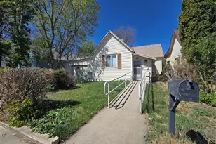 421 State St, Trinidad, CO 81082 - Photo 2