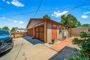 1590 Roslyn St, Denver, CO 80220 - Photo 28