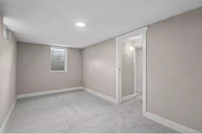 9801 E 8th Avenue, Aurora, CO 80010 - Photo 16