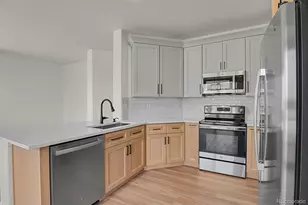 5965 S Waco St, Aurora, CO 80016 - Photo 8