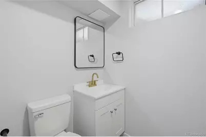 261 E 106th Avenue, Northglenn, CO 80233 - Photo 18