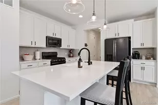 1369 E Witherspoon Dr, Elizabeth, CO 80107 - Photo 2