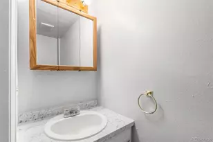 17794 E Nassau Pl, Aurora, CO 80013 - Photo 10