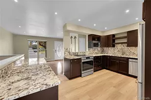 3352 S Holland Way, Lakewood, CO 80227 - Photo 10