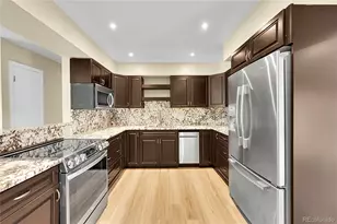 3352 S Holland Way, Lakewood, CO 80227 - Photo 8