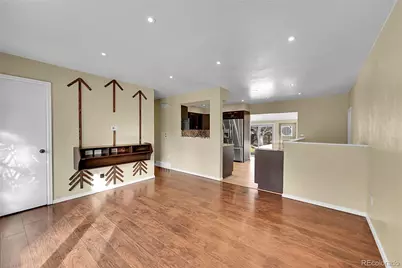 3352 S Holland Way, Lakewood, CO 80227 - Photo 6
