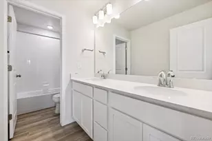 4719 N Valdai Ct, Aurora, CO 80019 - Photo 14