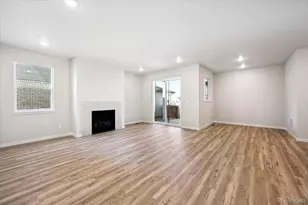 4719 N Valdai Ct, Aurora, CO 80019 - Photo 4