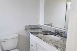 5491 Topeka Ct, Denver, CO 80239 - Photo 4