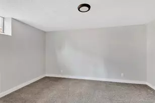 1075 Kingston St, Aurora, CO 80010 - Photo 18