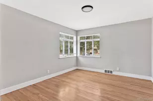 1075 Kingston St, Aurora, CO 80010 - Photo 12