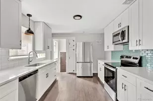 1075 Kingston St, Aurora, CO 80010 - Photo 6