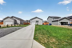 3042 Nectar St, Strasburg, CO 80136 - Photo 4