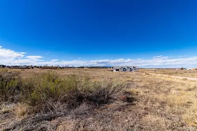 1069 S Limestone Lane, Pueblo, CO 81007 - Photo 2