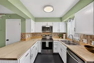 9410 W Ontario Dr, Littleton, CO 80128 - Photo 8