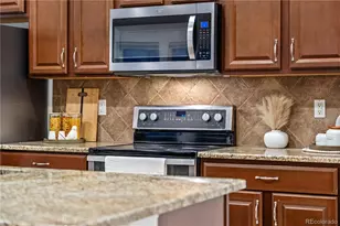 1527 S Dallas Cir, Denver, CO 80247 - Photo 10