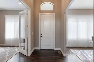 1131 S Balsam Ct, Lakewood, CO 80232 - Photo 2