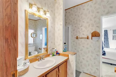 17507 E Batavia Place, Aurora, CO 80011 - Photo 18