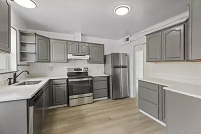 938 Salem Street, Aurora, CO 80011 - Photo 8