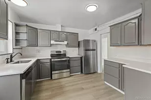 938 Salem St, Aurora, CO 80011 - Photo 8