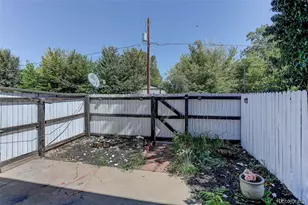 956 S Iola St, Aurora, CO 80012 - Photo 24