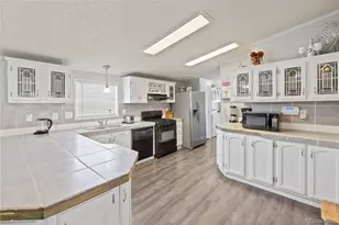 1095 Western Dr, Colorado Springs, CO 80915 - Photo 8