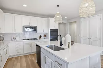 21926 E Tufts Circle, Aurora, CO 80015 - Photo 12