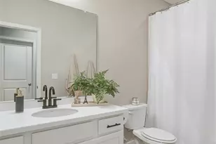 21926 E Tufts Cir, Aurora, CO 80015 - Photo 34