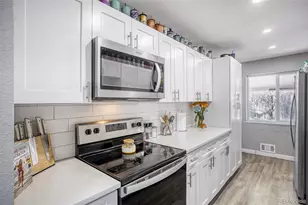 1545 S Chase Ct, Lakewood, CO 80232 - Photo 2