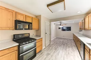 10448 Pearl Way, Northglenn, CO 80233 - Photo 14