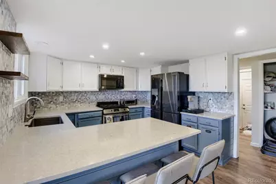 1435 E Irish Lane, Littleton, CO 80122 - Photo 4