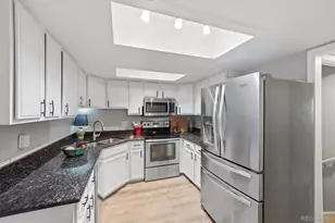 1807 S Deframe St, Lakewood, CO 80228 - Photo 6