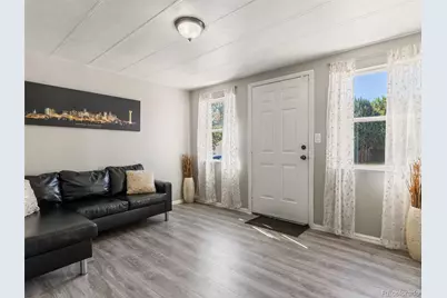 218 Poplar Street, Lochbuie, CO 80603 - Photo 4