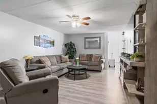 218 Poplar St, Lochbuie, CO 80603 - Photo 6