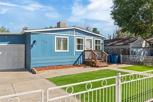 218 Poplar St, Lochbuie, CO 80603 - Photo 2