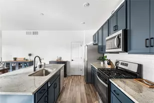 27540 E Cedar Pl, Aurora, CO 80018 - Photo 4