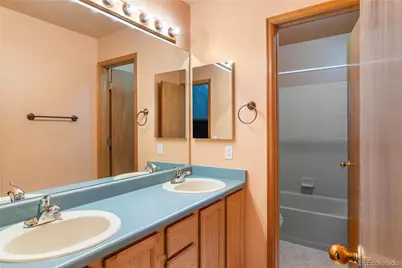 19062 E Chenango Circle, Aurora, CO 80015 - Photo 28