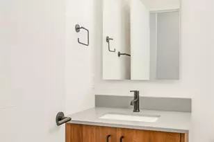 1724 Irving St, Denver, CO 80204 - Photo 24